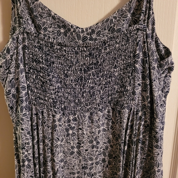 Summer dress xl - Picture 2 of 3